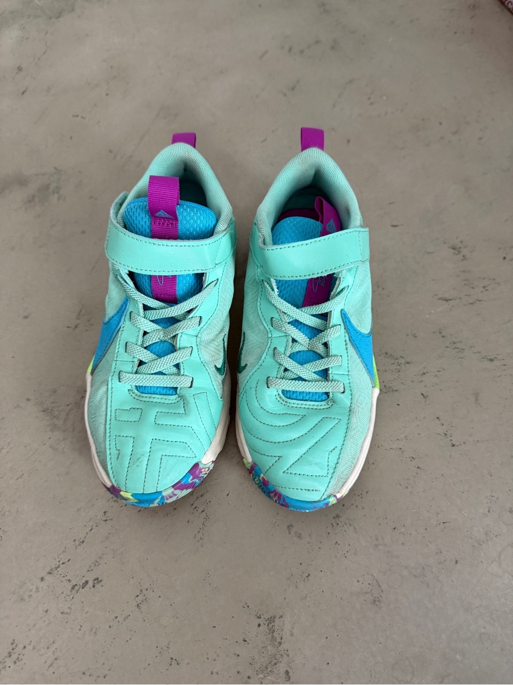 Nike Kids Aqua Blue Sneakers with Purple Accents